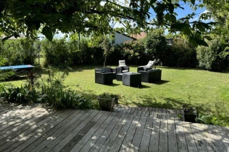 Holiday Home With Indoor Pool, Le Porge Exterior foto